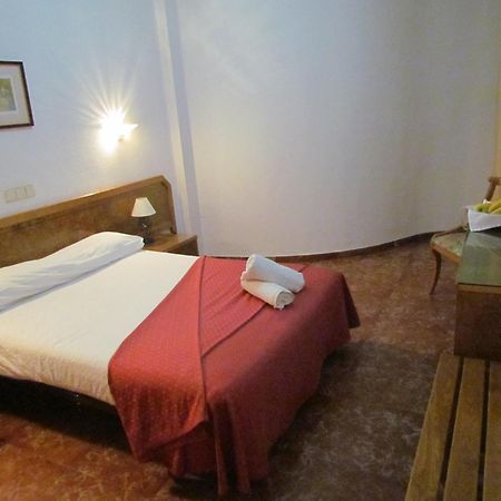 Complejo Hotelero Saga Manzanares Bagian luar foto
