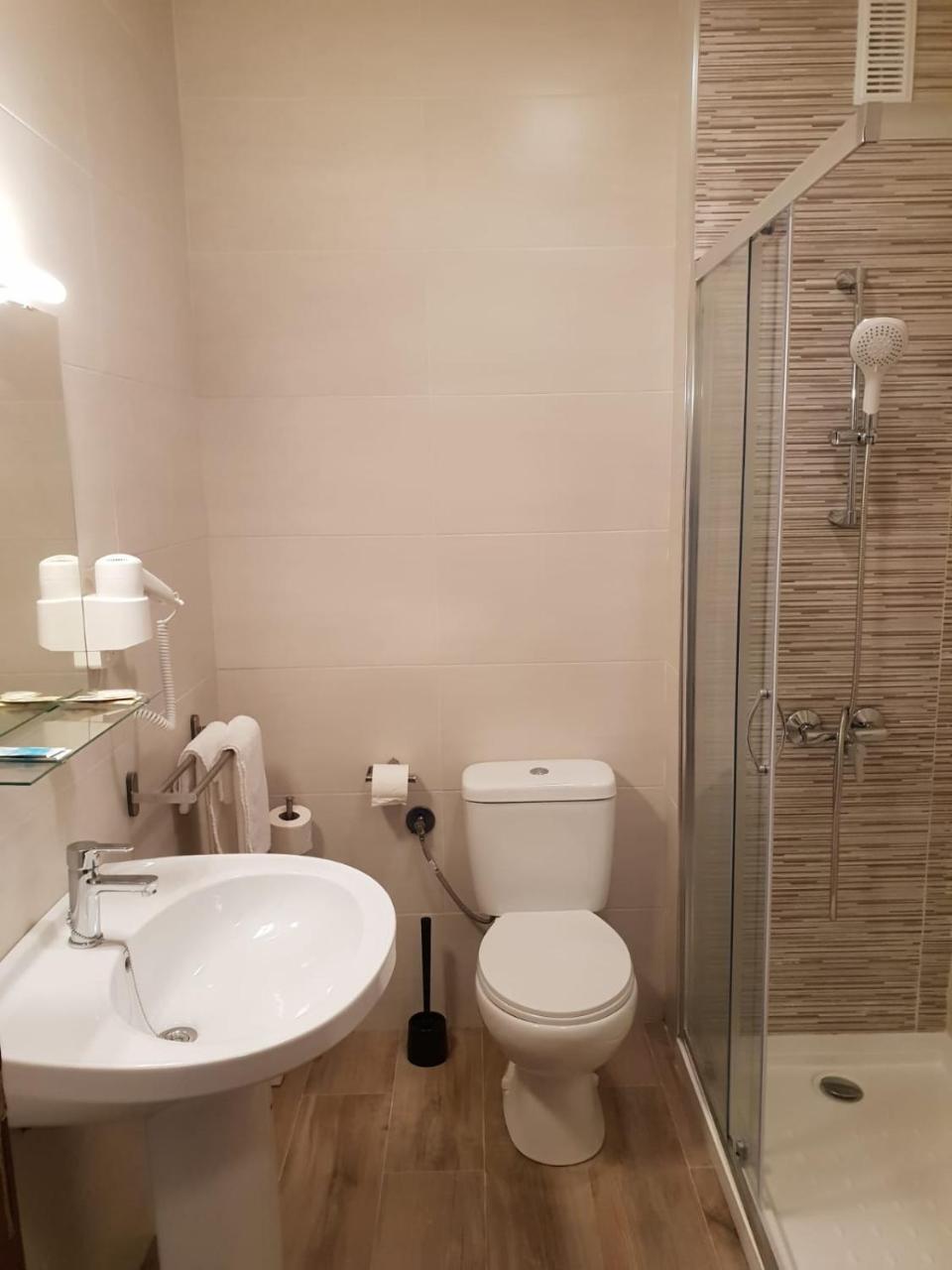 Complejo Hotelero Saga Manzanares Bagian luar foto